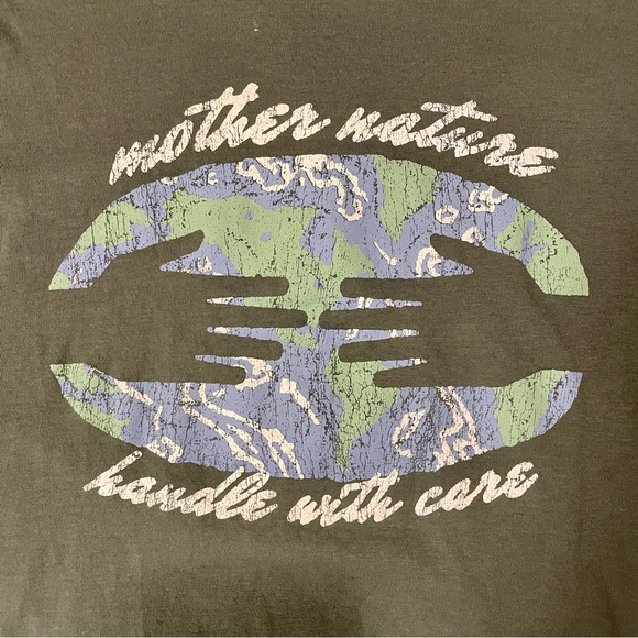 100% Cotton “Handle With Care” Graphic T-Shirt • Green • US Small - Picture 3 of 5